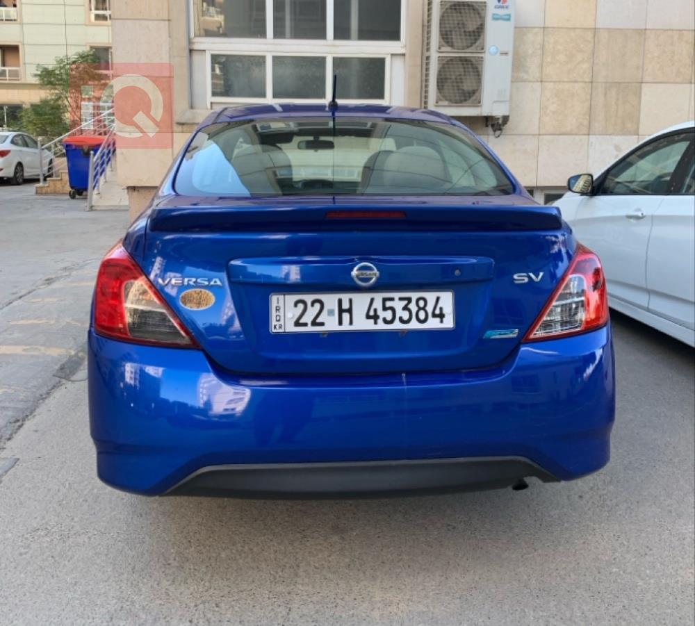 Nissan Versa